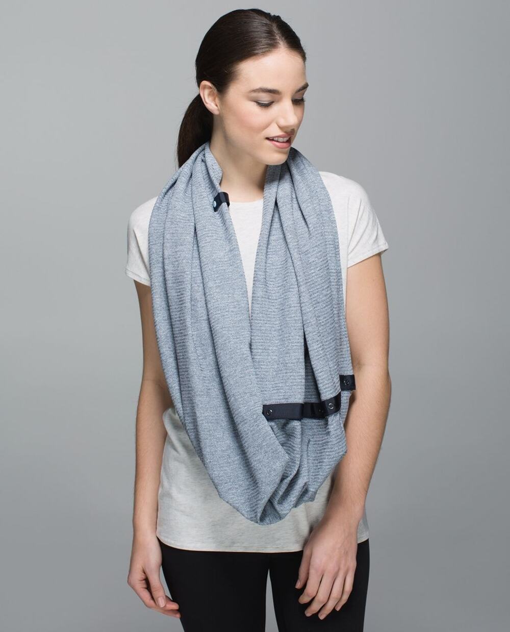 Lululemon Athletica Mini Check Pique Caspian Blue Inkwell Vinyasa Scarf Rulu